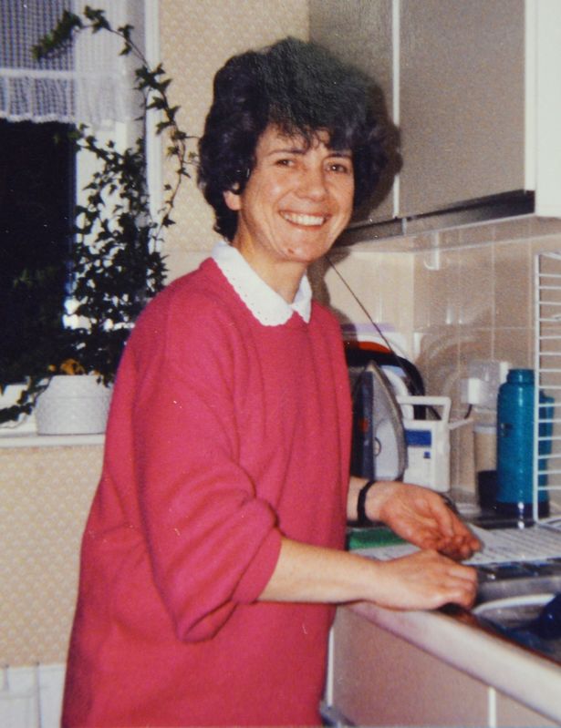 joy-hewer