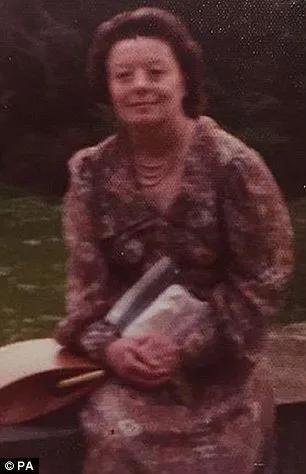 36deb97900000578-3724370-tragic_susan_donoghue_was_killed_by_an_intruder_armed_with_a_tru-m-71_1470343824171